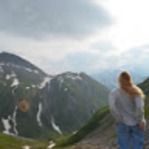 Meet your Posher, Tamara - Picture 1 of 1